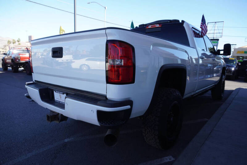 2015 GMC Sierra 2500HD Denali