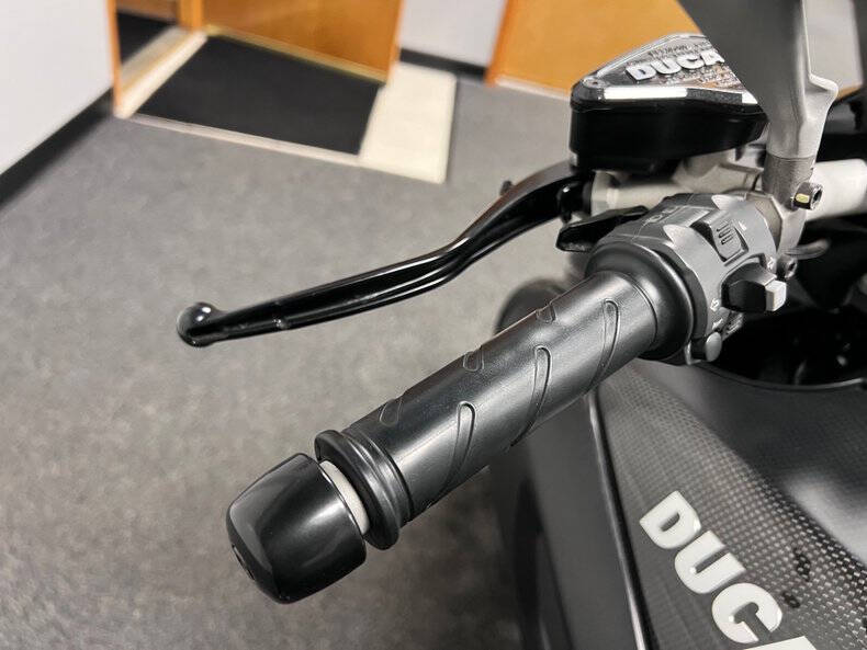 2012 Ducati Diavel Carbon Series