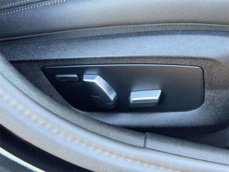 2023 BMW 5 Series 540i