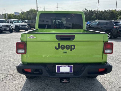 2025 Jeep Gladiator Sport S