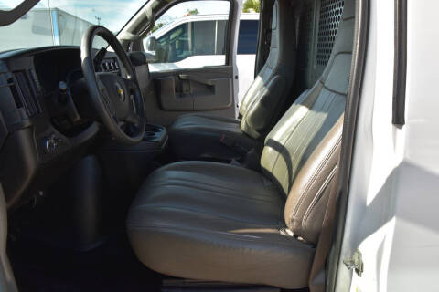 2017 Chevrolet Express 2500