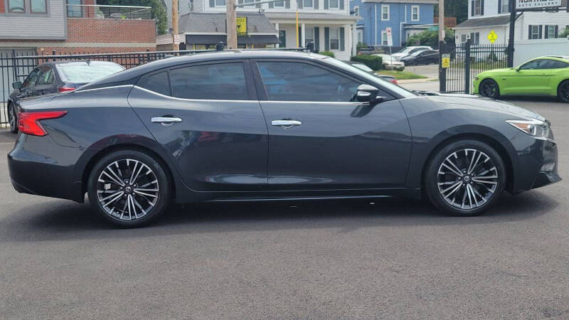 2017 Nissan Maxima Platinum