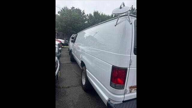 2013 Ford E-Series E-350 SD