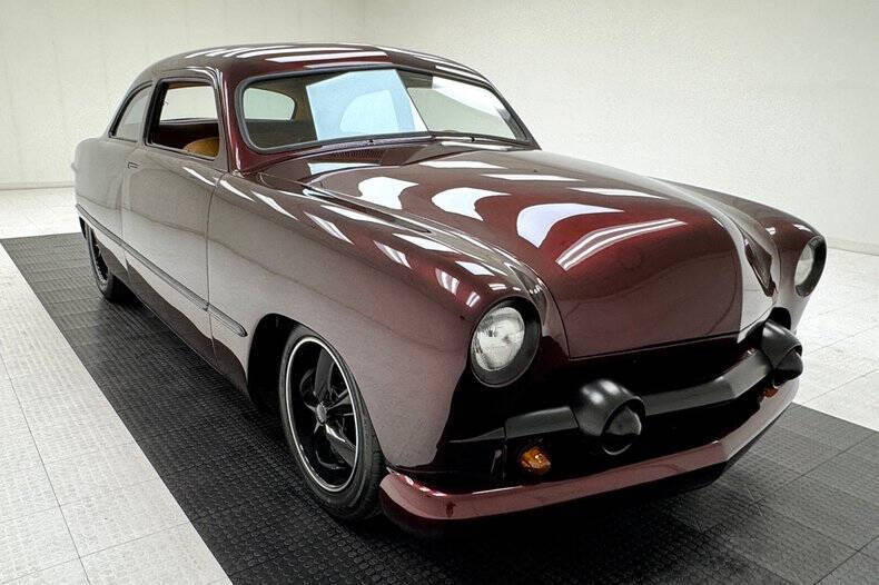 1951 Ford Deluxe