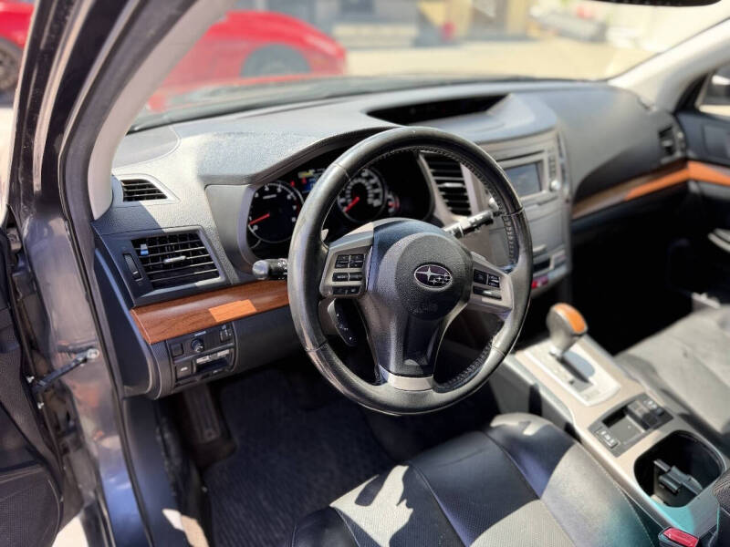 2013 Subaru Outback 3.6R Limited