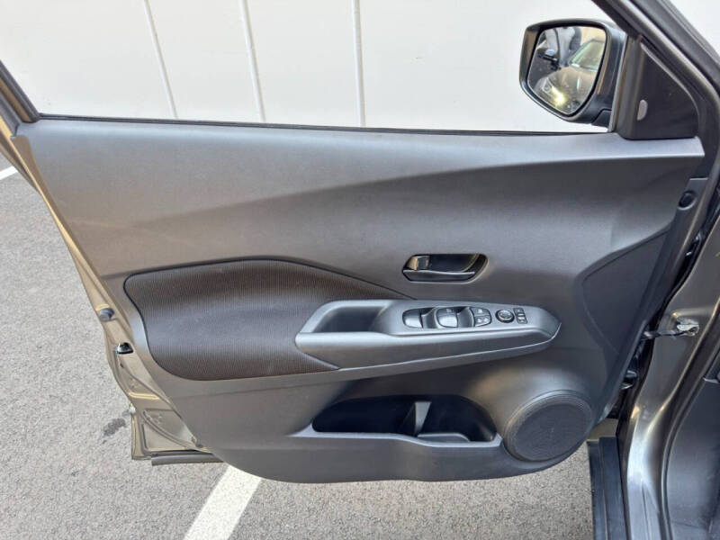 2021 Nissan Kicks S