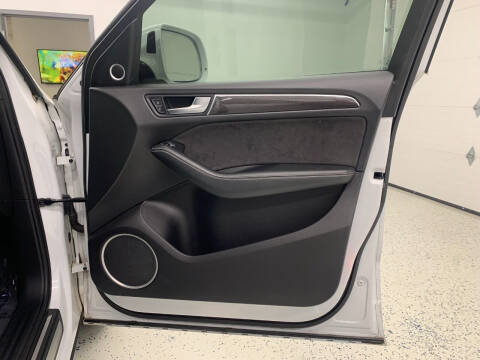 2016 Audi SQ5 3.0T quattro Premium Plus