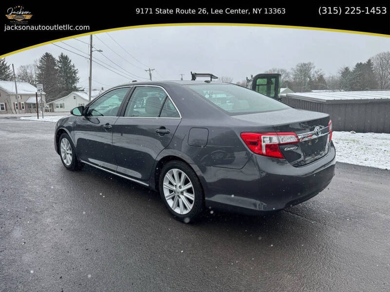 2012 Toyota Camry Hybrid LE