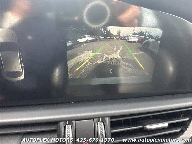 2017 Alfa Romeo Giulia Ti