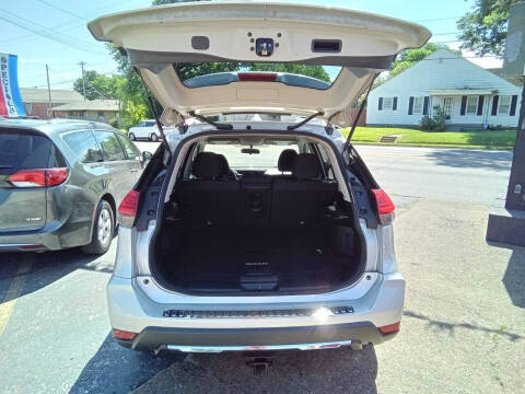 2017 Nissan Rogue SL