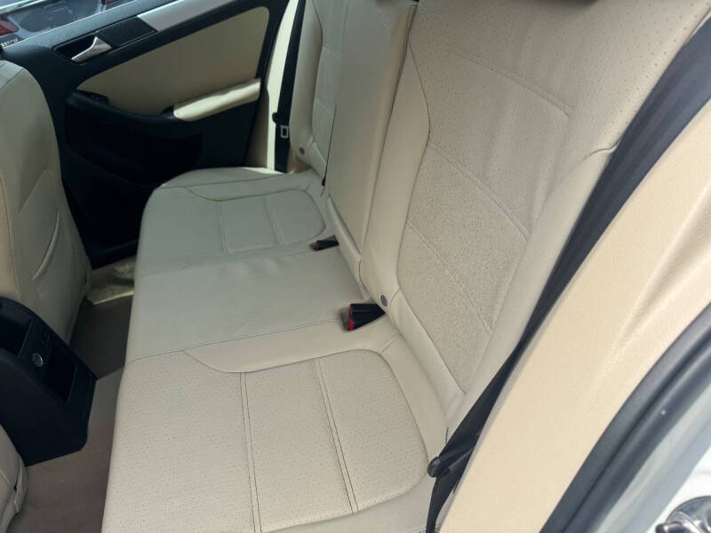 2013 Volkswagen Jetta SE
