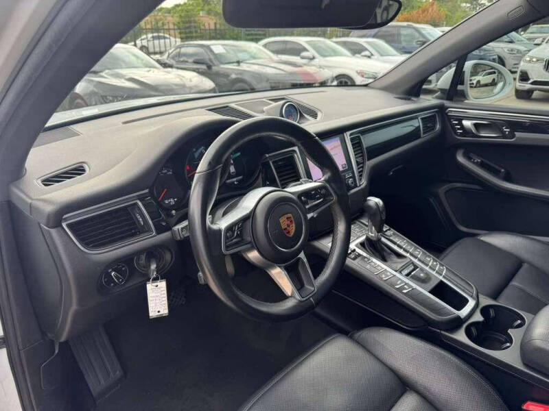 2018 Porsche Macan