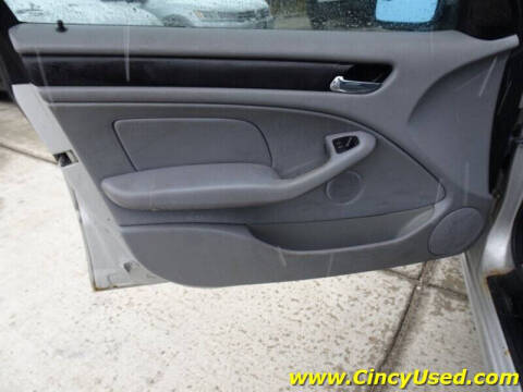 2003 BMW 3 Series 325i