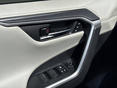 2019 Toyota RAV4 Limited