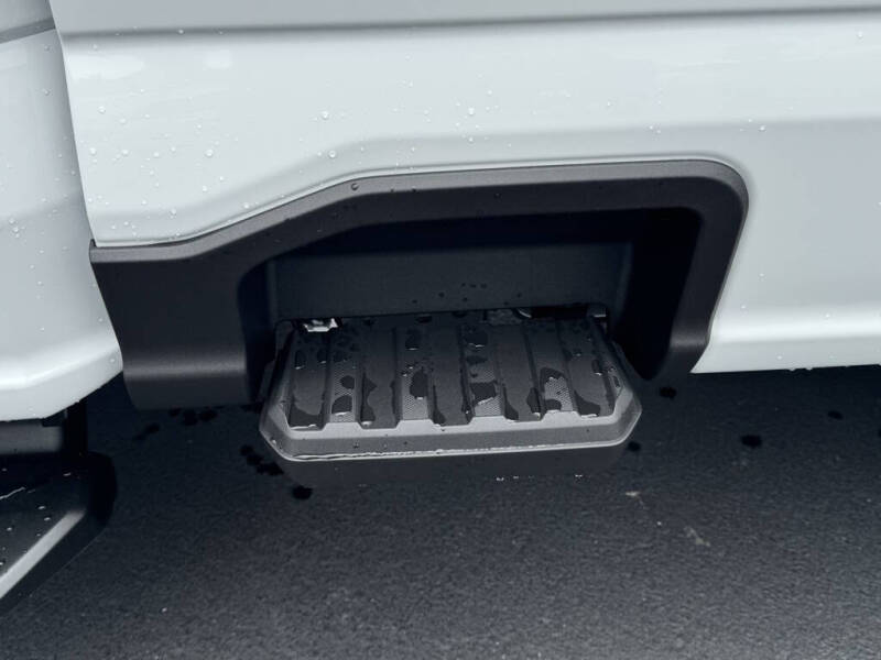 2025 Ford F-350 Super Duty XL