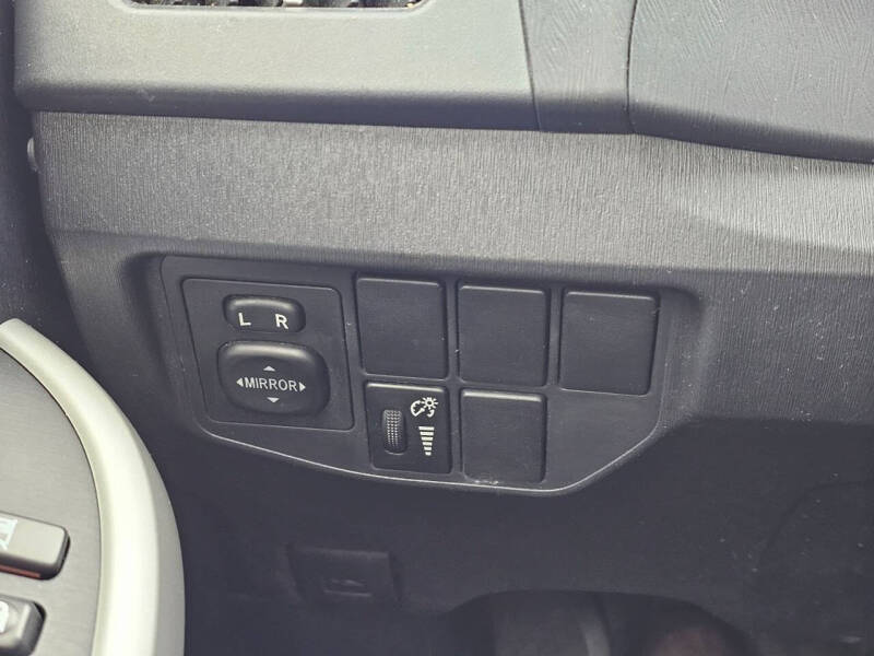 2012 Toyota Prius Three