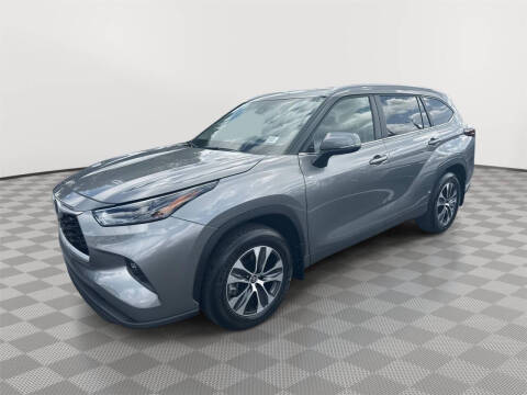 2025 Toyota Highlander XLE