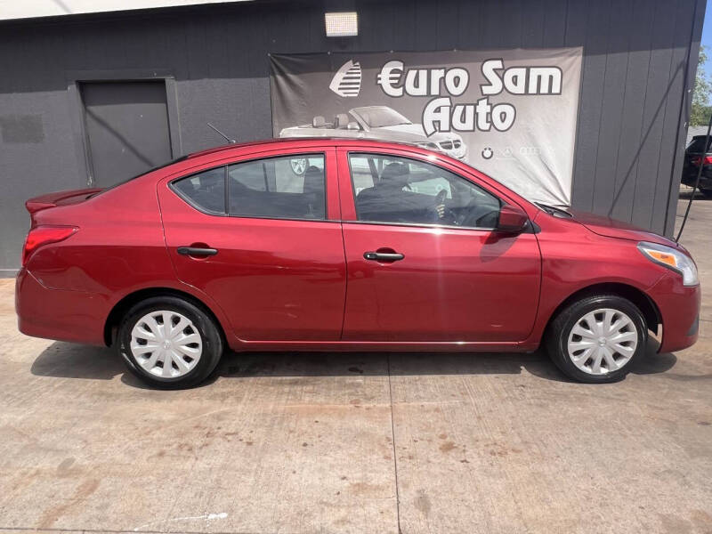2019 Nissan Versa S Plus
