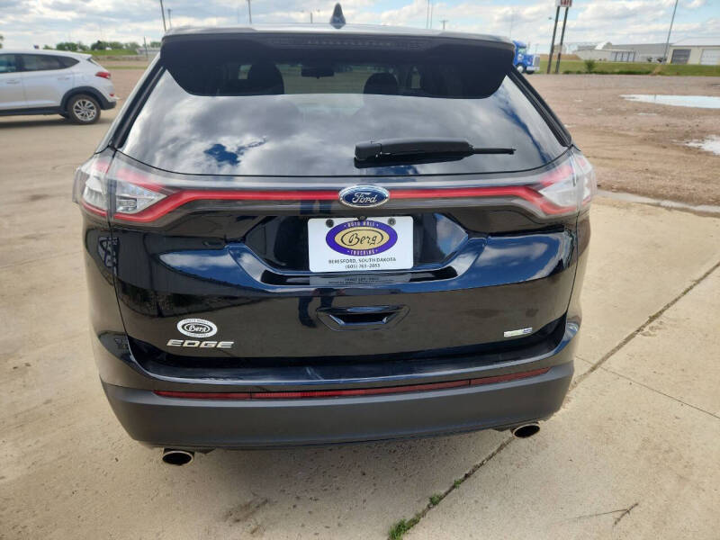 2018 Ford Edge SE