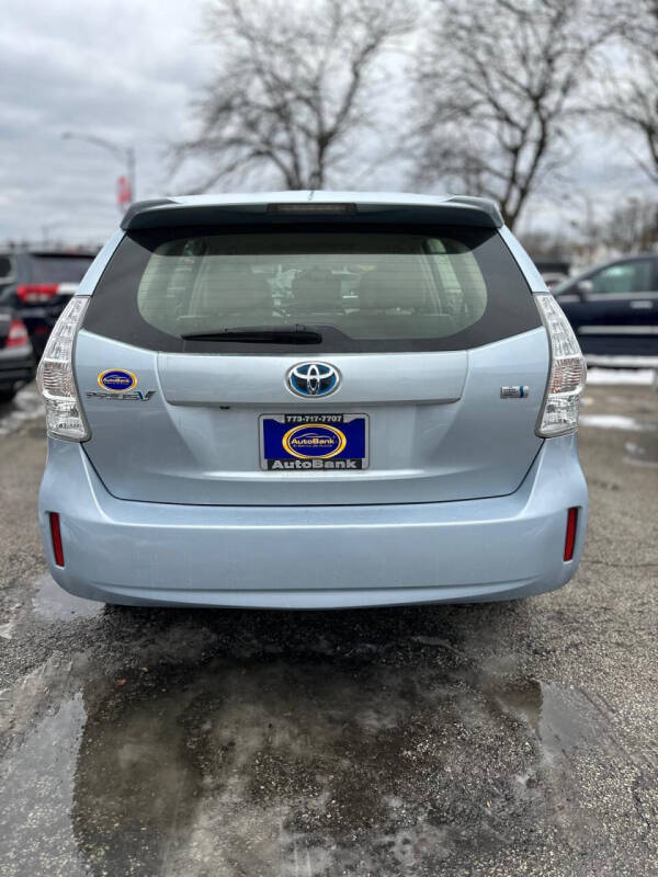 2012 Toyota Prius v