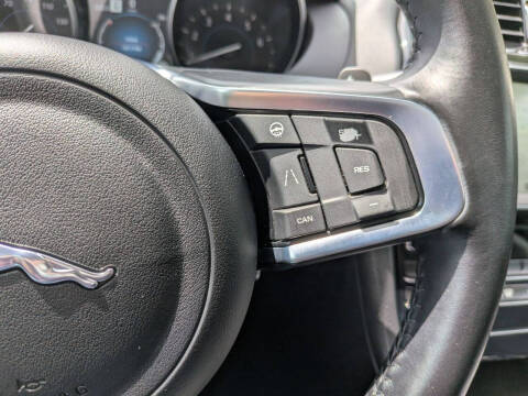 2020 Jaguar F-PACE 30t Prestige