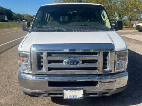 2010 Ford E-Series E-350 SD XL