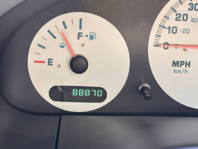 2003 Dodge Caravan SE