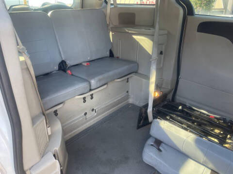2013 Dodge Grand Caravan American Value Package