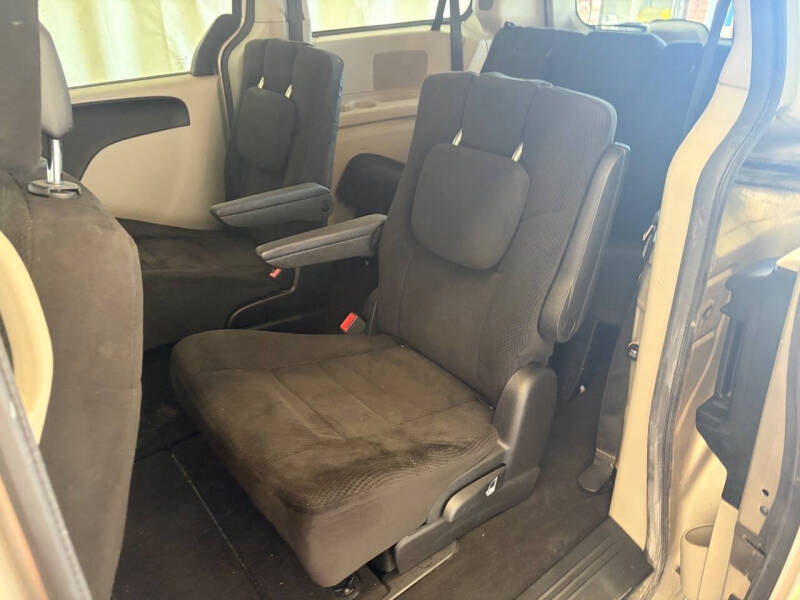 2013 Dodge Grand Caravan American Value Package