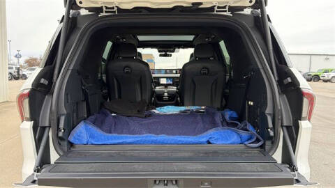 2025 Lincoln Navigator Black Label