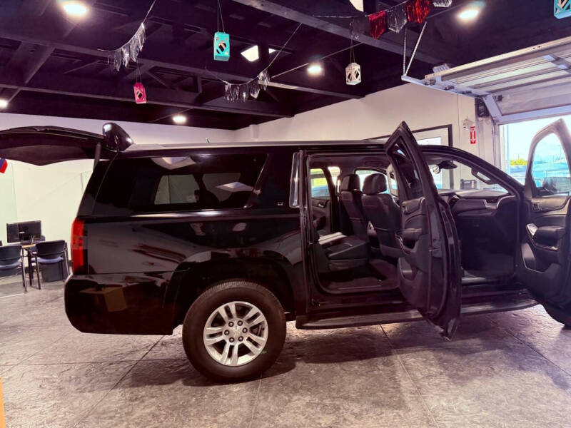 2020 Chevrolet Suburban LT