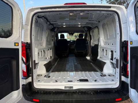 2021 Ford Transit 250