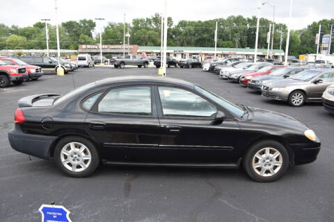 2006 Ford Taurus SE