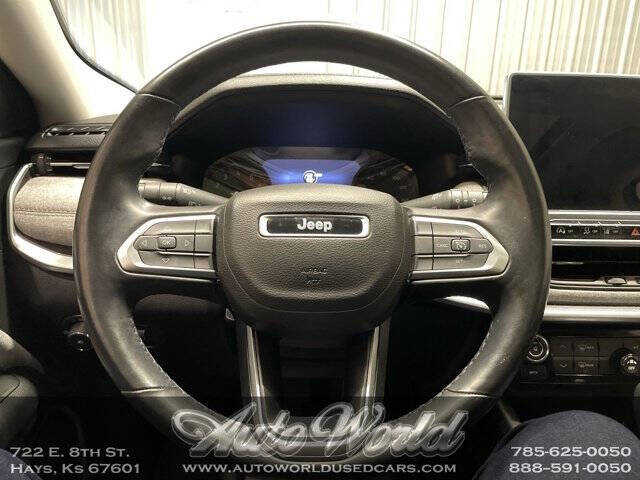 2022 Jeep Compass Latitude Lux