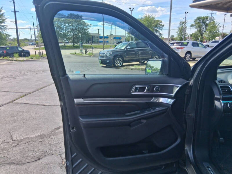 2016 Ford Explorer Sport