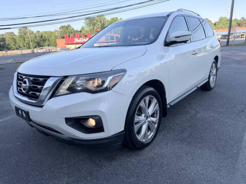 2018 Nissan Pathfinder Platinum