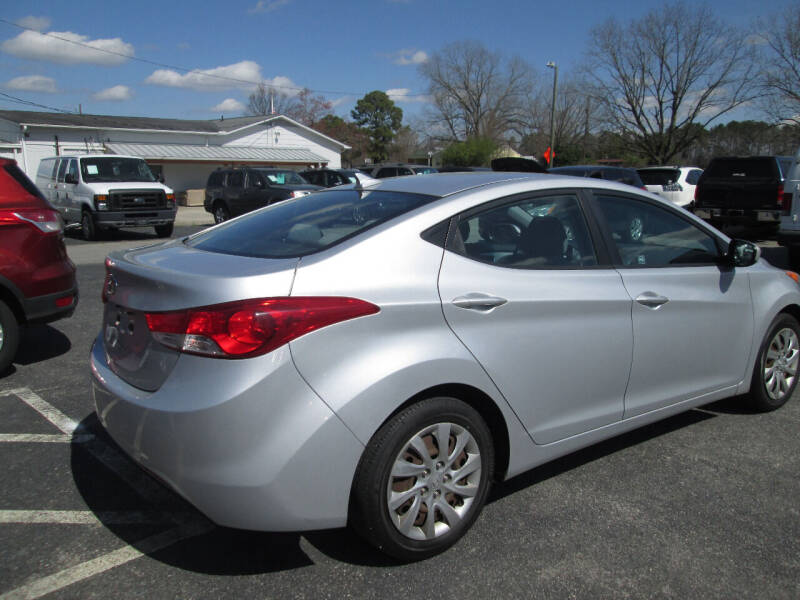 2012 Hyundai Elantra GLS photo 4