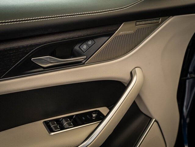 2025 Jaguar F-PACE P250 R-Dynamic S