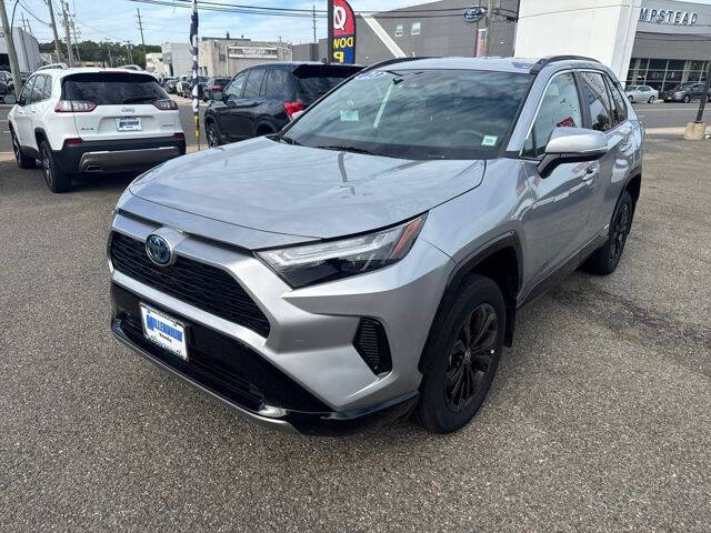 2023 Toyota RAV4 Hybrid SE