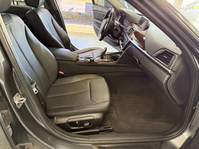 2014 BMW 3 Series 320i