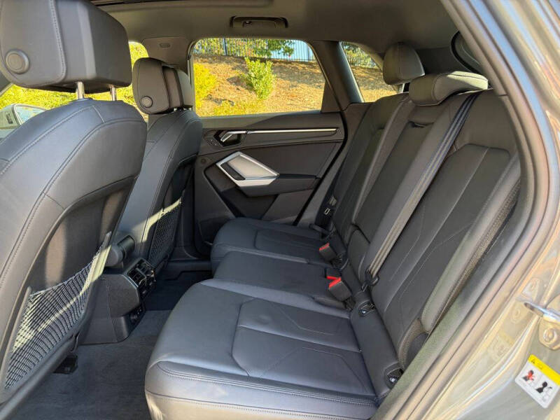 2025 Audi Q3 quattro S line Premium 45 TFSI