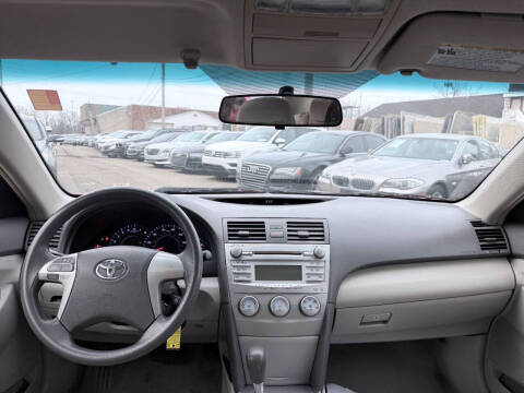 2010 Toyota Camry LE