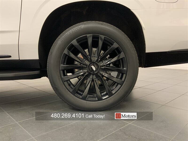 2022 Cadillac Escalade ESV Premium Luxury