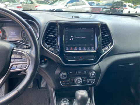 2020 Jeep Cherokee