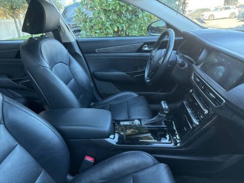 2020 Kia Cadenza Technology