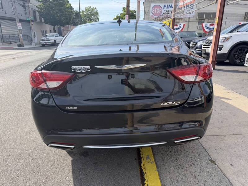 2016 Chrysler 200 C