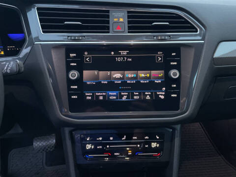 2022 Volkswagen Tiguan SE