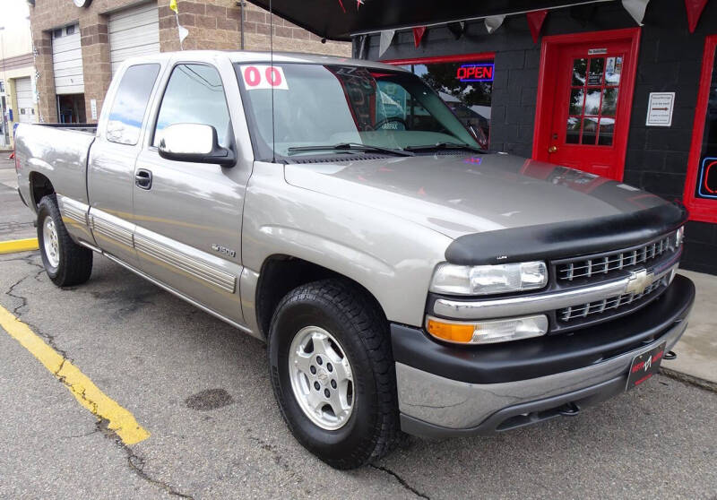 2000 Chevrolet Silverado 1500 LS