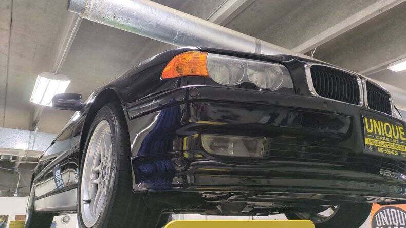 1999 BMW 7 Series 740i