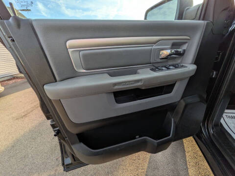 2019 RAM 1500 Classic SLT